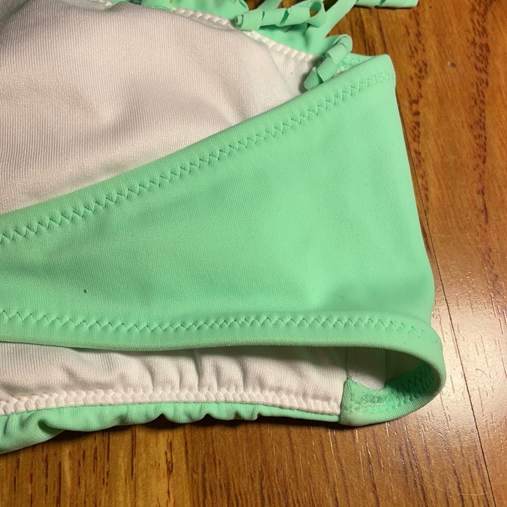 VICTORIAS SECRET BIKINI TOP - Picture 4 of 5